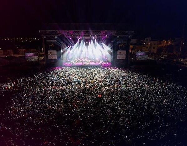Huge audience at outdoor music show
