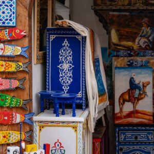 Colorful decorative fish and moroccan crafts displayed