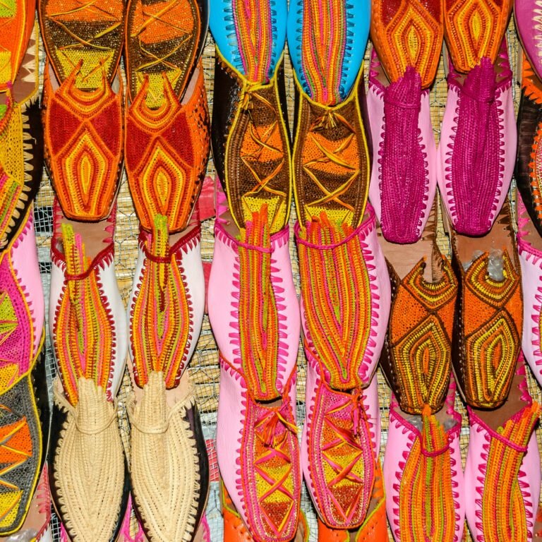 Ambiance Babouche Making: The Red City’s Slipper au Maroc