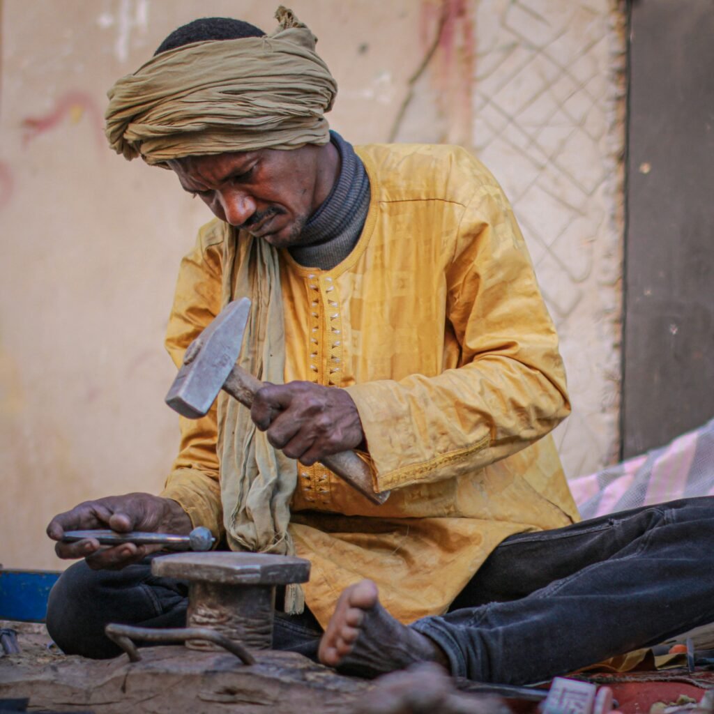 Babouche Making: The Red City’s Slipper - excursion guidée Maroc