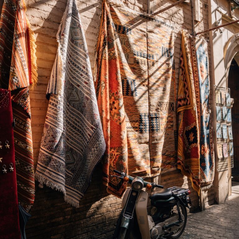 peter-thomas-RK26rQug3a4-unsplash